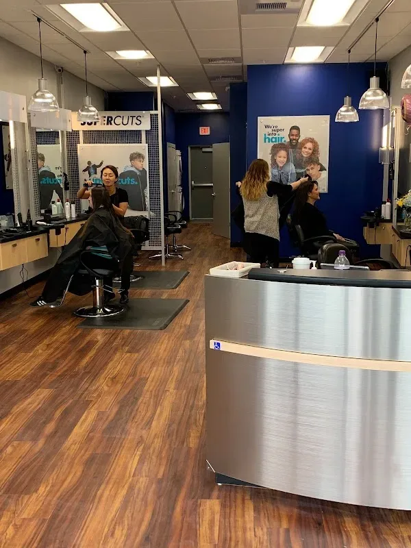 SUPERCUTS — Hair salon in Essex Junction